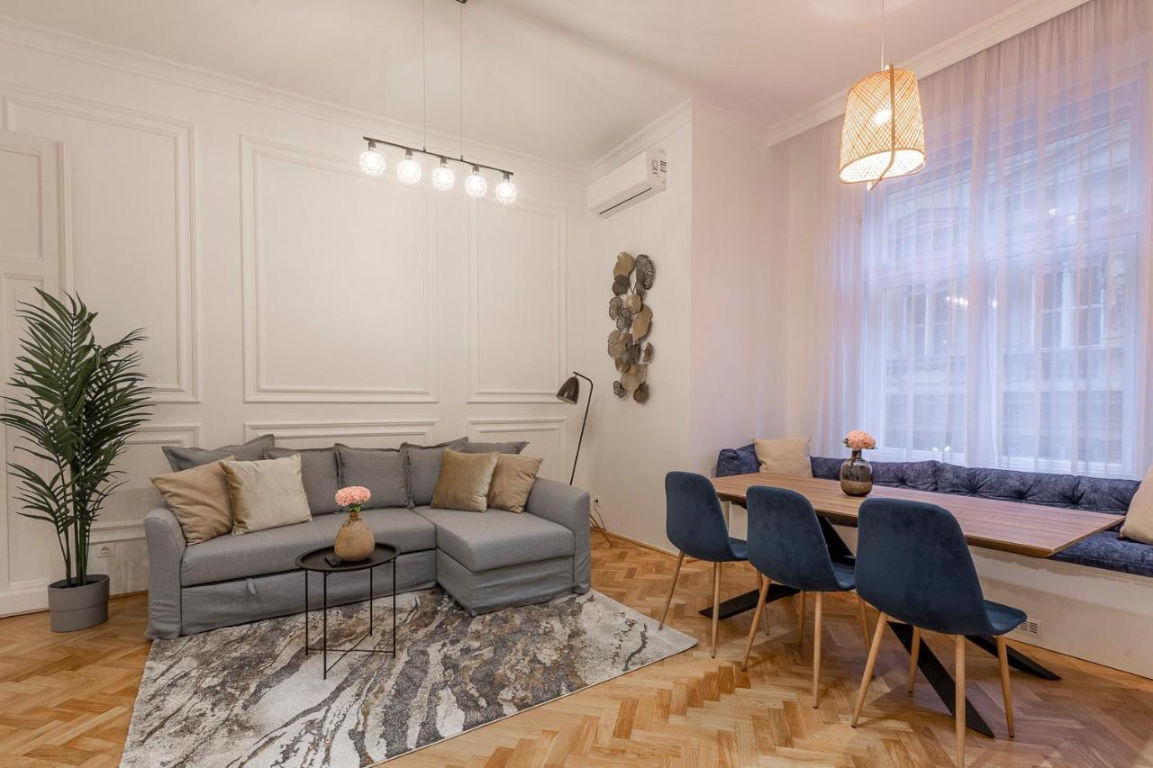 Glamorous Modern Apartment In The Hearth Of Budapest Kültér fotó